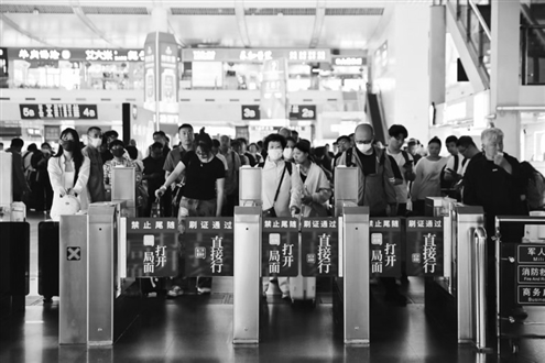 国铁济南局端午假期预计发送旅客390万人次,较去年同期增长2.1%